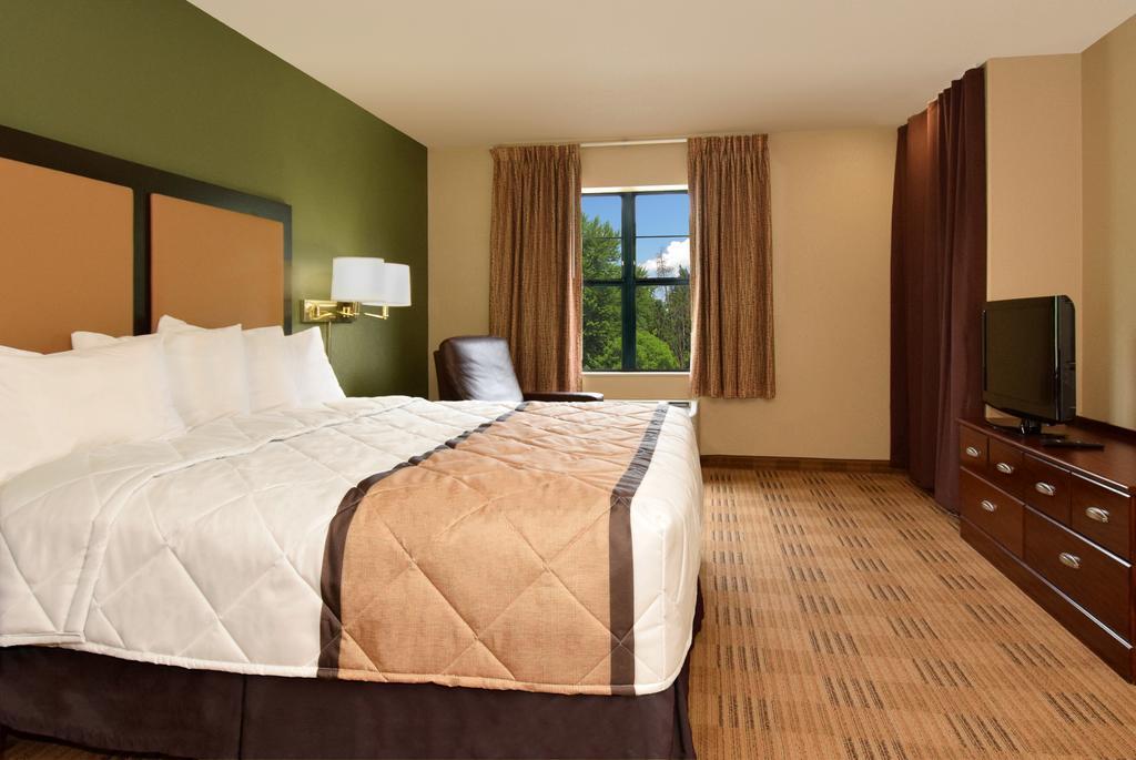 Extended Stay America Suites - Raleigh - Cary - Regency Parkway North Exterior foto